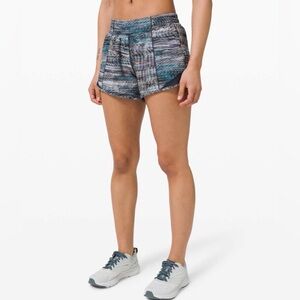 Lululemon Hotty Hot Short *Long 4"